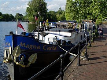 Magna Carta Hotel Windsor Exterior photo